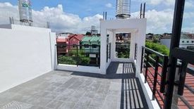 6 Bedroom Townhouse for sale in Don Bosco, Metro Manila