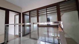 Condo for sale in 81 Newport BLVD, Barangay 97, Metro Manila near MRT-3 Taft Avenue