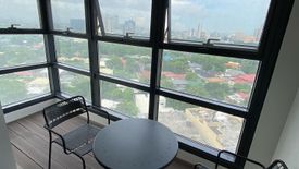 2 Bedroom Condo for sale in Garden Towers, San Lorenzo, Metro Manila near MRT-3 Ayala