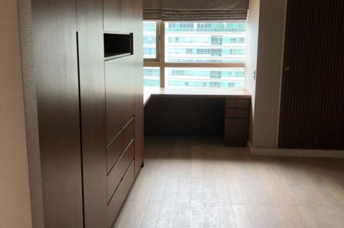 1 Bedroom Apartment for sale in San Lorenzo, Metro Manila near MRT-3 Ayala