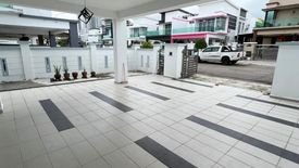 4 Bedroom House for sale in Rawang, Selangor