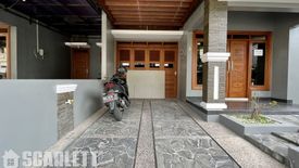 Rumah dijual dengan 3 kamar tidur di Wedomartani, Yogyakarta