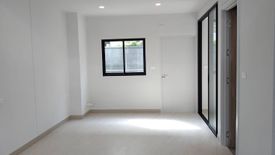 3 Bedroom Townhouse for rent in Om Kret, Nonthaburi