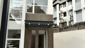 3 Bedroom House for sale in Immaculate Concepcion, Metro Manila near LRT-2 Betty Go-Belmonte