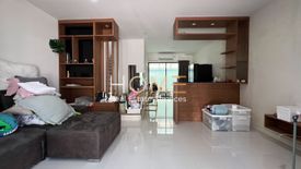 3 Bedroom Townhouse for sale in Baan Klang Muang Suksawat, Bang Phueng, Samut Prakan