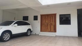 5 Bedroom House for sale in Kapitolyo, Metro Manila