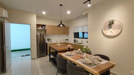 3 Bedroom Condo for sale in Kota Warisan, Selangor