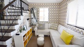 4 Bedroom House for sale in Pulong Santa Cruz, Laguna