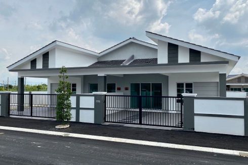 3 Bedroom House for sale in Batu Caves, Selangor