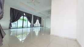 4 Bedroom House for sale in Lukut, Negeri Sembilan