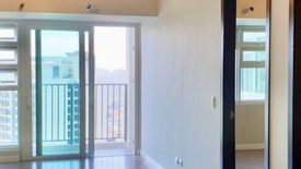 1 Bedroom Condo for sale in Forbes Park North, Metro Manila near MRT-3 Buendia