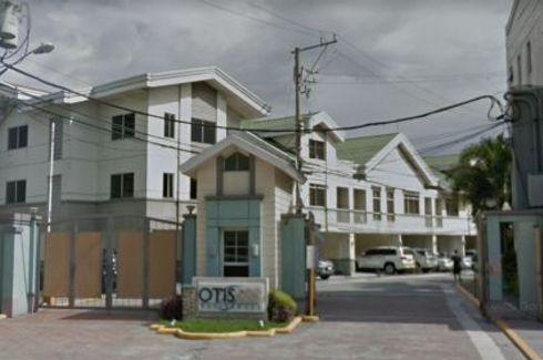 4 Bedroom Townhouse for rent in Otis 888 Residences, Pasong Tamo, Metro Manila