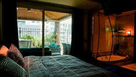 1 Bedroom House for rent in Poblacion, Metro Manila near MRT-3 Buendia