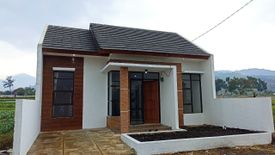 Rumah dijual dengan 3 kamar tidur di Antapani Kidul, Jawa Barat