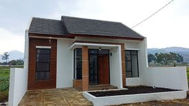 Rumah dijual dengan 3 kamar tidur di Antapani Kidul, Jawa Barat