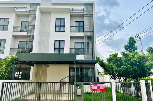 3 Bedroom Townhouse for rent in Villa Albero Rama 9-Srinakarin, Saphan Sung, Bangkok