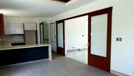 5 Bedroom House for sale in McKinley Hill, Metro Manila