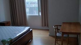 2 Bedroom Condo for sale in Park Terraces, San Lorenzo, Metro Manila near MRT-3 Ayala