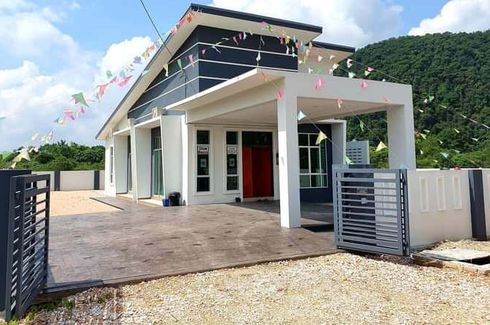 4 Bedroom House for sale in Teluk Kemang, Negeri Sembilan
