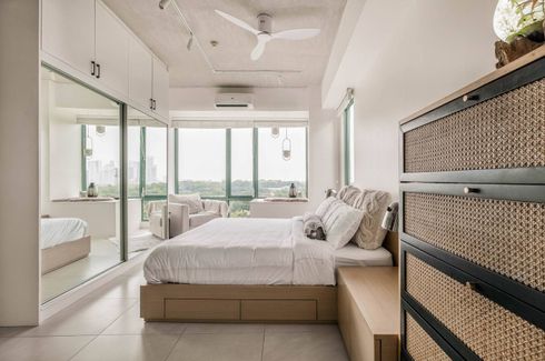 2 Bedroom Apartment for rent in Taguig, Metro Manila near MRT-3 Buendia