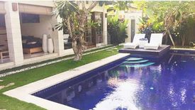 Villa dijual dengan 2 kamar tidur di Seminyak, Bali