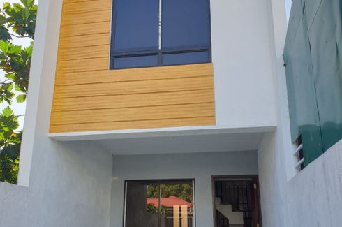 2 Bedroom House for sale in Talon Dos, Metro Manila