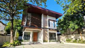 5 Bedroom House for sale in Talon Dos, Metro Manila