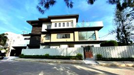 5 Bedroom Townhouse for sale in Commonwealth, Metro Manila