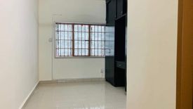 3 Bedroom Apartment for sale in Taman Putri Jaya, Selangor