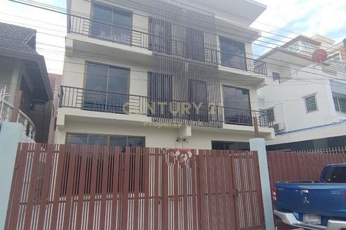 ขายบ้าน 6 ห้องนอน ใน สามเสนนอก, ห้วยขวาง ใกล้ MRT สุทธิสาร