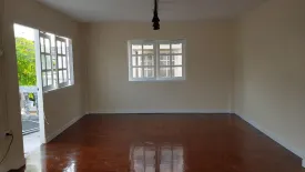 3 Bedroom House for sale in Phra Khanong, Bangkok near BTS On Nut