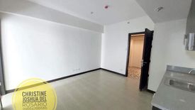 2 Bedroom Condo for sale in Bangkal, Metro Manila near MRT-3 Magallanes