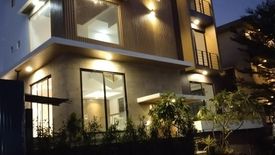 5 Bedroom House for sale in McKinley Hill, Metro Manila