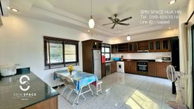 ขายวิลล่า 4 ห้องนอน ใน หินเหล็กไฟ, หัวหิน