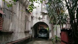 House for sale in Ermita, Metro Manila near LRT-1 United Nations