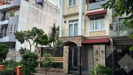 Cho thuê villa 4 phòng ngủ tại Thảo Điền, Quận 2, Hồ Chí Minh