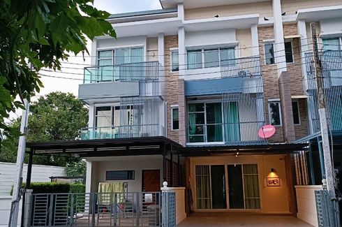 3 Bedroom Townhouse for rent in Town Plus X Ladprao, Khlong Chan, Bangkok