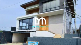 4 Bedroom House for sale in Hornalan, Laguna