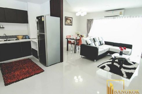 3 Bedroom Apartment for rent in PP Plus Sukhumvit 71, Phra Khanong Nuea, Bangkok near BTS Phra Khanong