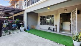 3 Bedroom Townhouse for sale in Pruksaville 73 Pattanakarn, Suan Luang, Bangkok