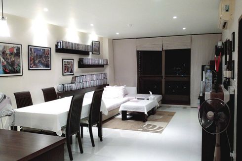 2 Bedroom Apartment for rent in J.C. Tower, Khlong Tan Nuea, Bangkok near BTS Saphan Kwai
