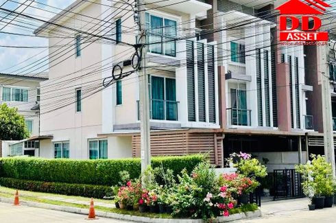 3 Bedroom Townhouse for sale in Talat Bang Khen, Bangkok near BTS 11th Infantry Regiment