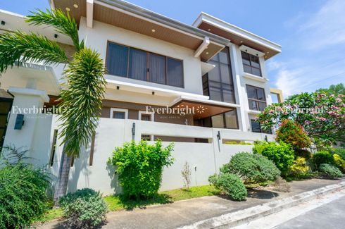 6 Bedroom House for sale in Dila, Laguna