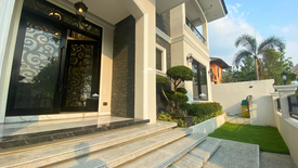 5 Bedroom House for sale in Poblacion, Metro Manila