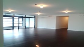 3 Bedroom Condo for rent in Garden Towers, San Lorenzo, Metro Manila near MRT-3 Ayala