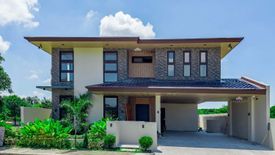 5 Bedroom House for sale in Almanza Dos, Metro Manila