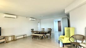 Condo for sale in Guadalupe Viejo, Metro Manila near MRT-3 Guadalupe