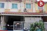 3 Bedroom Townhouse for sale in Prachathipat, Pathum Thani