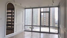 Condo for sale in Guadalupe Viejo, Metro Manila near MRT-3 Guadalupe