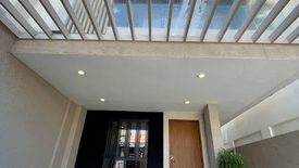 4 Bedroom House for sale in BGC, Metro Manila